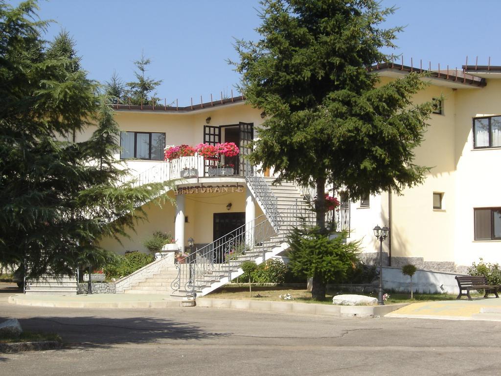 Hotel La Fattoria Camigliatello Silano Eksteriør bilde