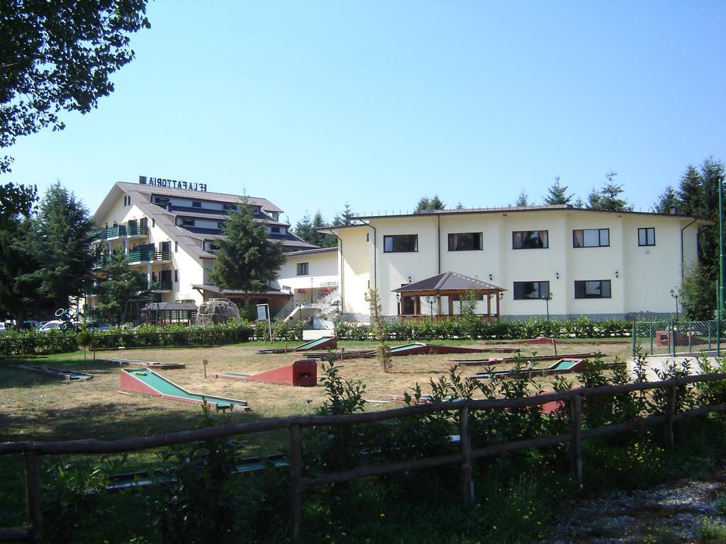 Hotel La Fattoria Camigliatello Silano Eksteriør bilde