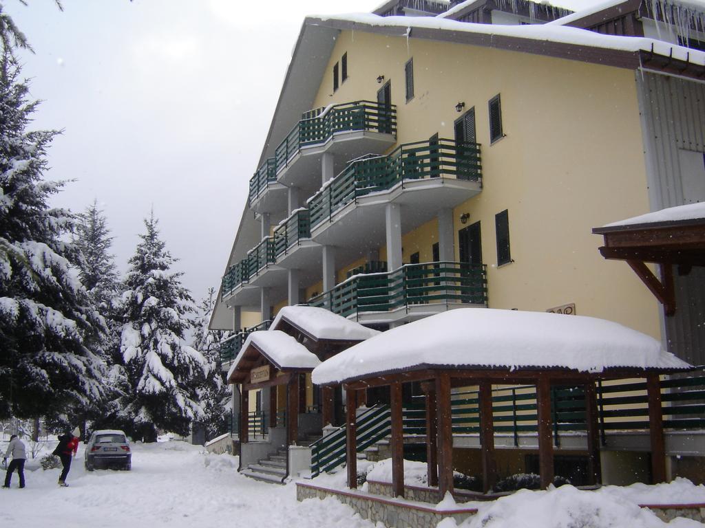 Hotel La Fattoria Camigliatello Silano Eksteriør bilde